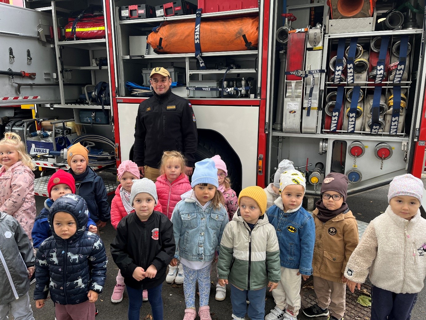  Dzieci i osoba dorosła